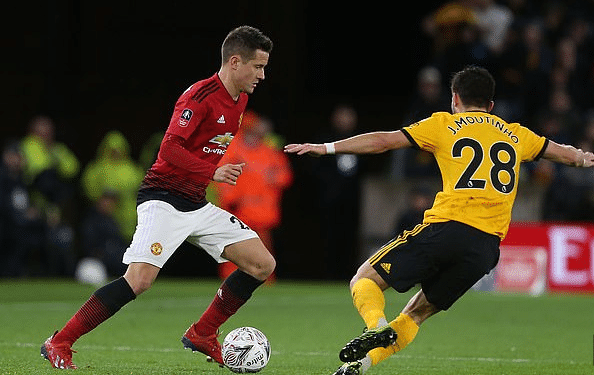 表现产生深 表现产生深